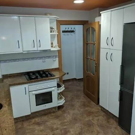 Bonito, Comodo Y Acogedor Piso En Malaga/nice, Comfortable And Cozy In * Malaga