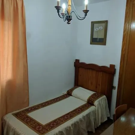 Bonito, Comodo Y Acogedor Piso En Malaga/nice, Comfortable And Cozy In Apartment