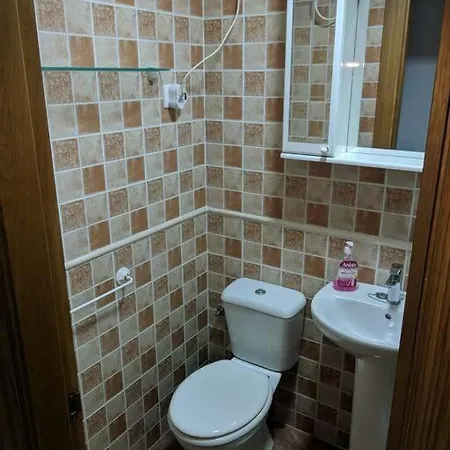 Bonito, Comodo Y Acogedor Piso En Malaga/nice, Comfortable And Cozy In *